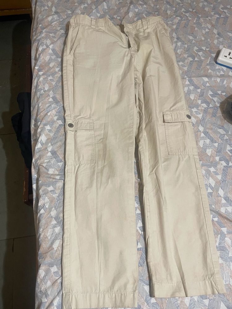 Cargo beige pants