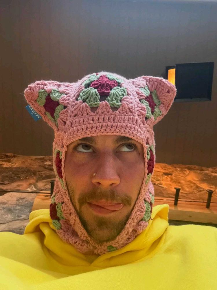 Crochet Justin Bieber&#39;s Cat Ear Balaclava/ski ma