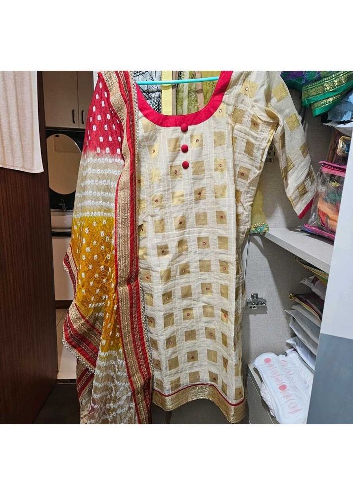 Bandhni Beautiful Kurta+Duppatta