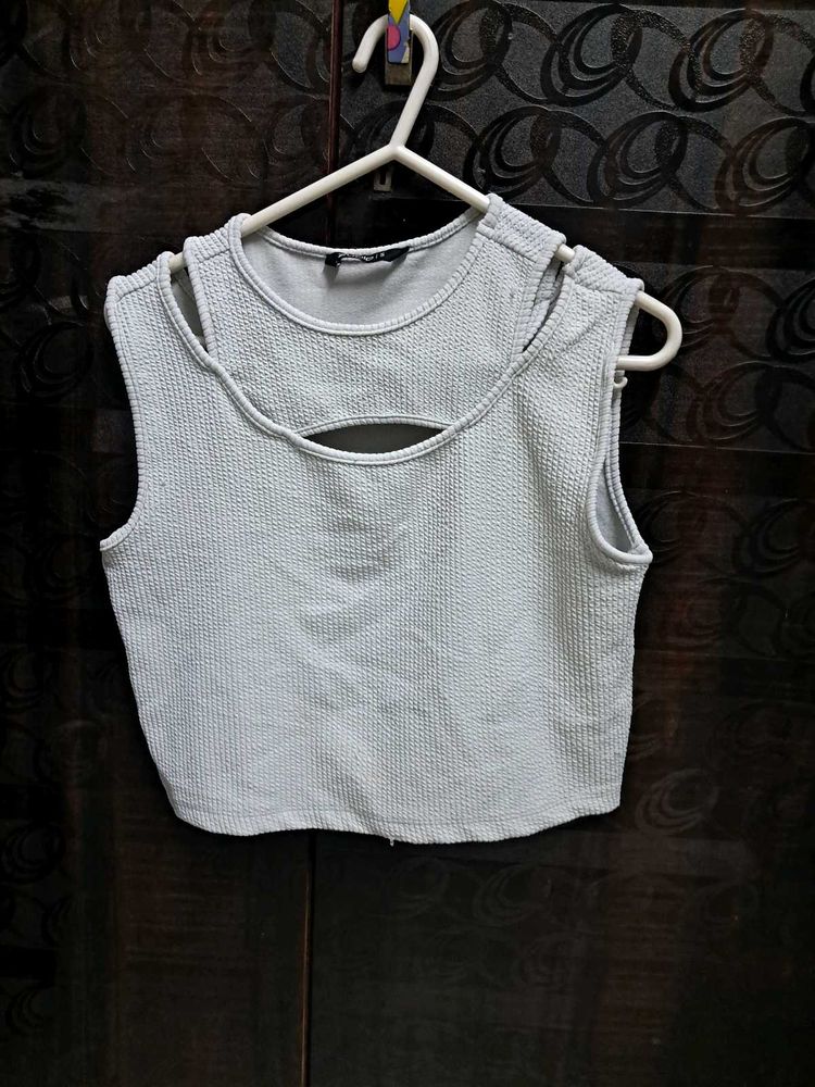 Cut OUT Zudio Crop Top