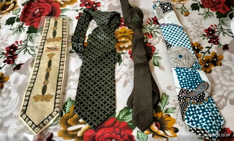 Men&#39;s Ties - Lot of 4