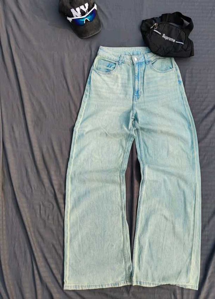Light Wash Wide Leg Jeans