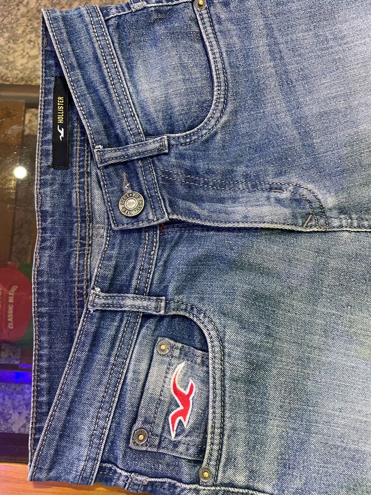 Hollister 🦅 Brnd Jeans 👖 Deal