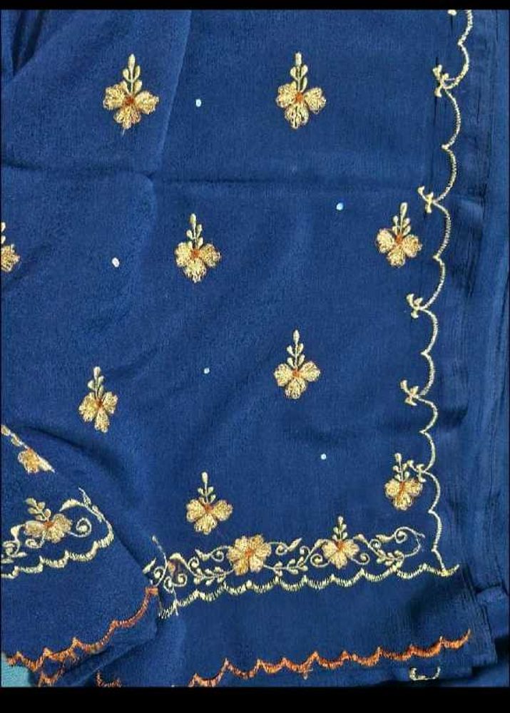 Saree With Blouse