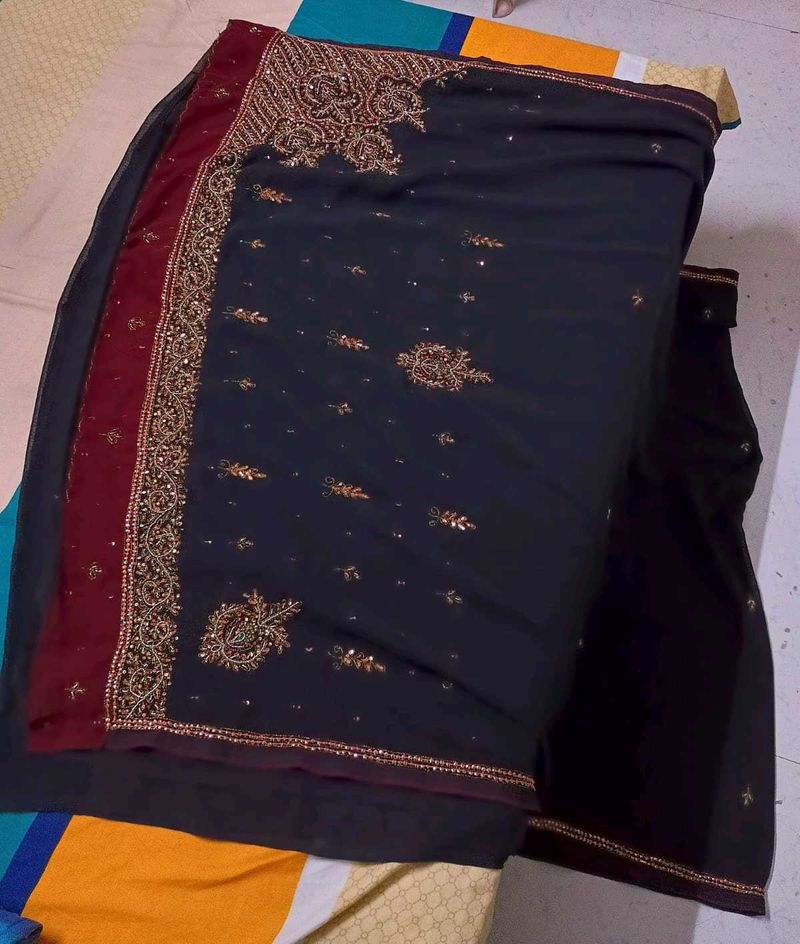 Y2K Embroidered Saree