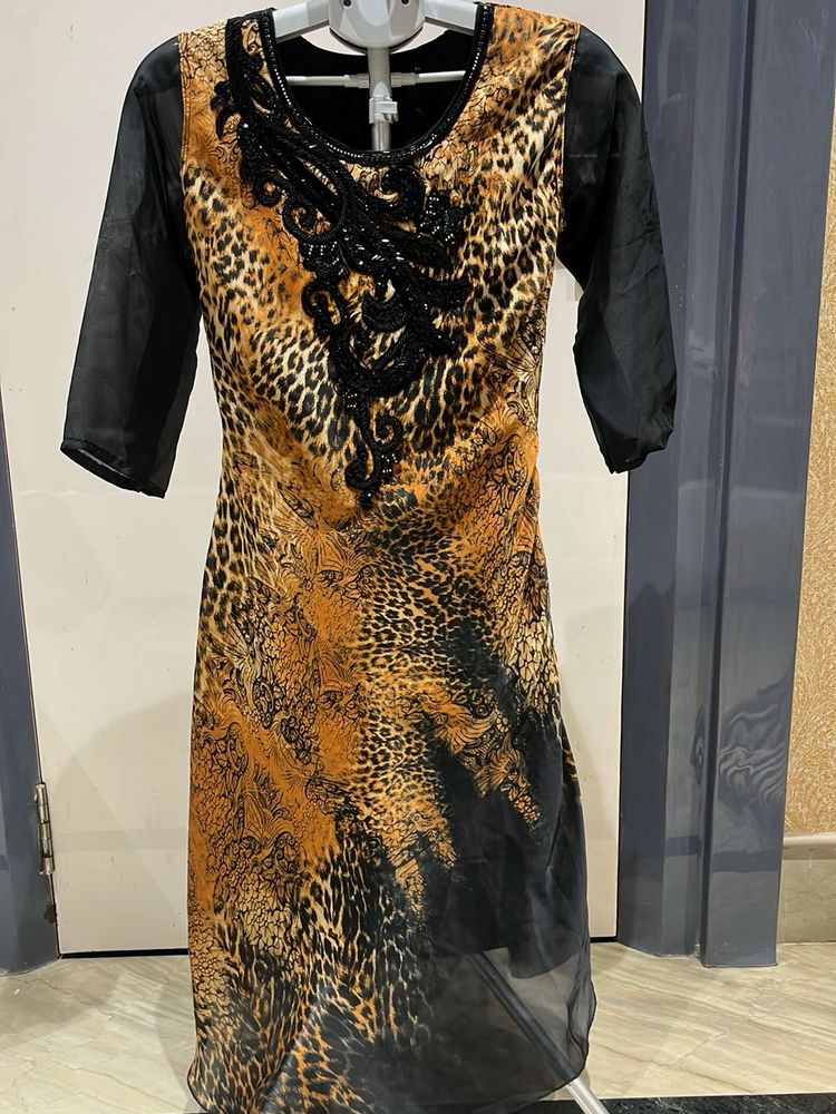 Leopard Print Embellished Kurti