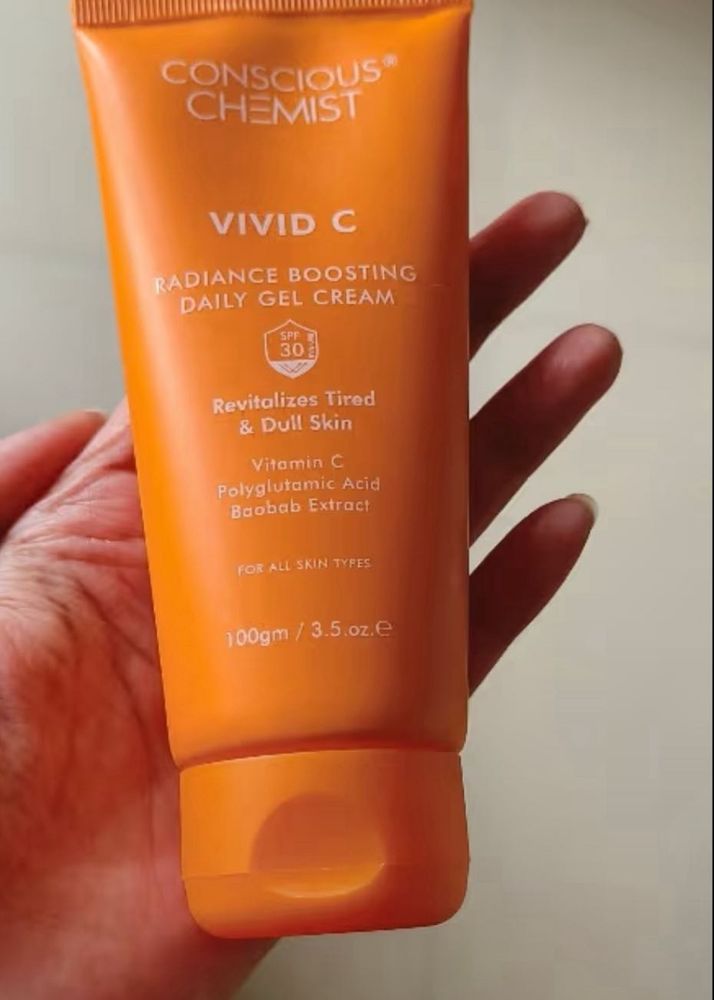 Vitamin C Lightweight Gel Moisturiser With Polyglu