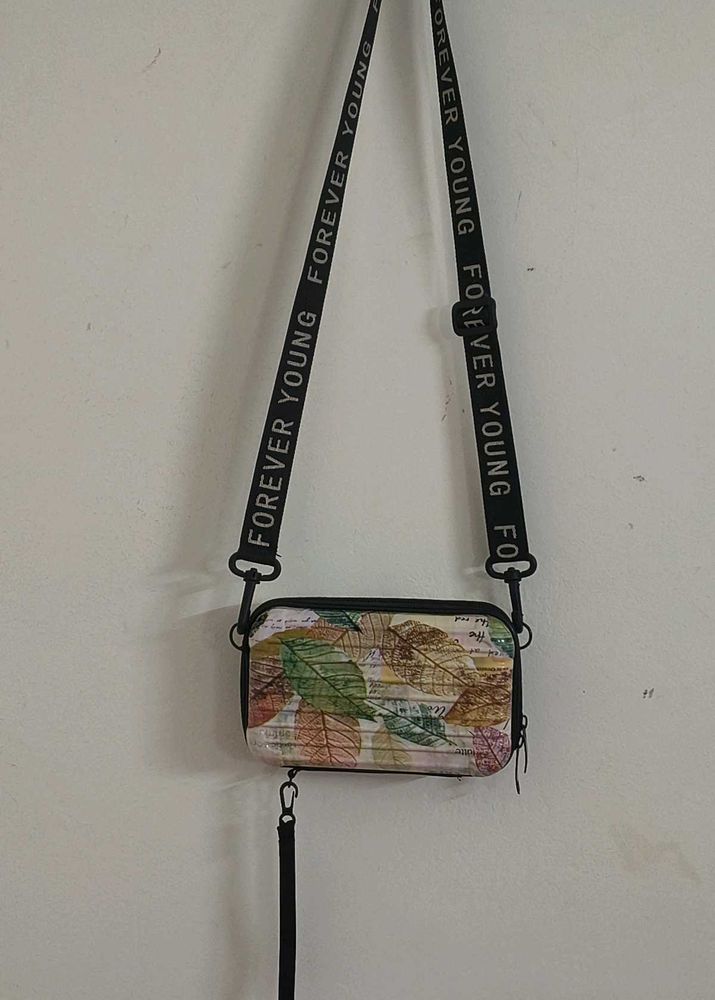 Vintage Style Cross Body Bag✨✨