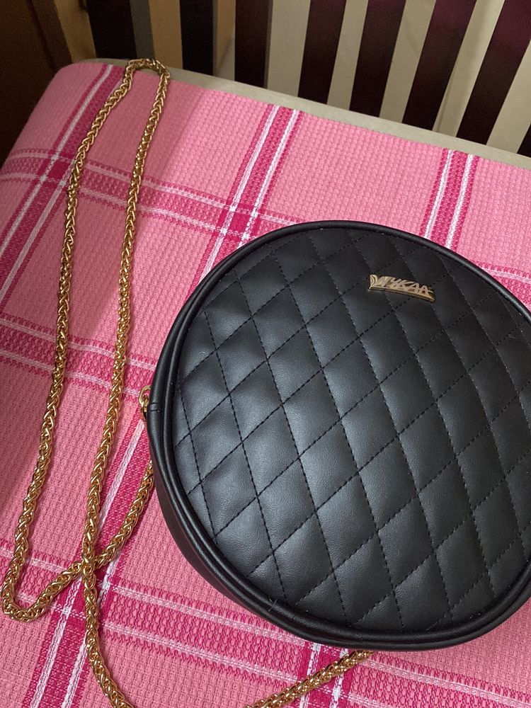 Stylish Sling Bag 💼