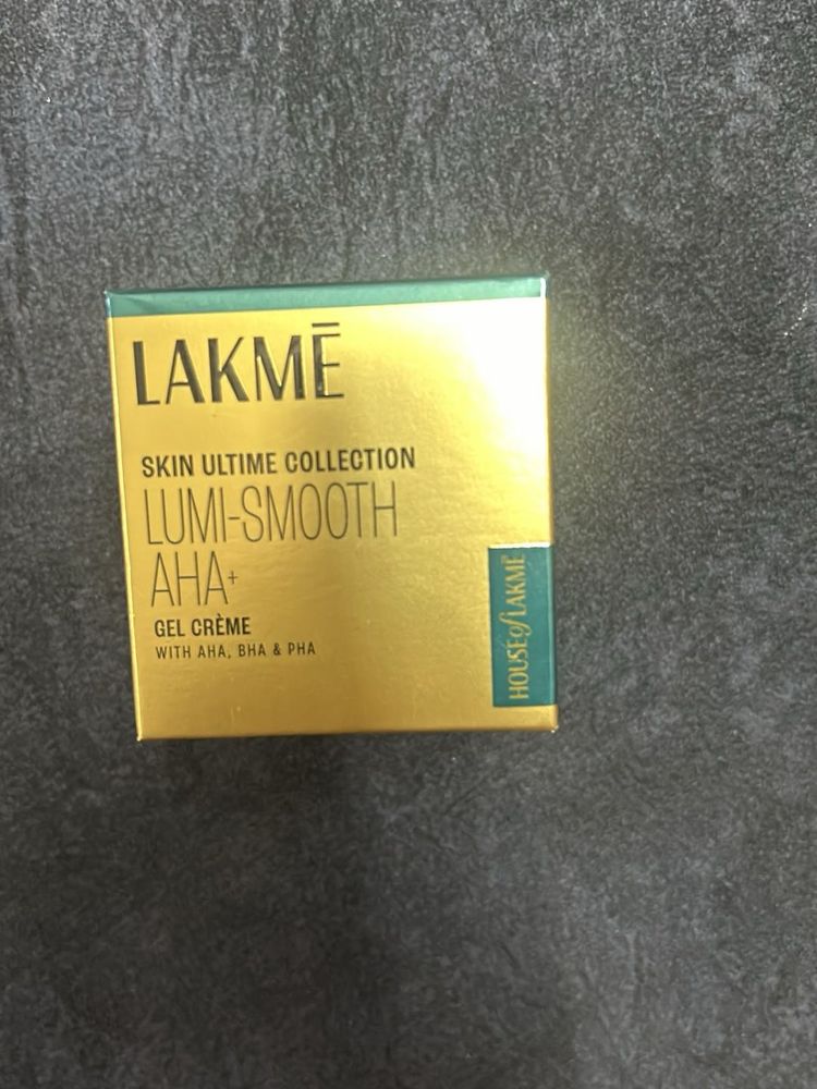 Lakme Lumi-Smooth AHA+ Gel Creme