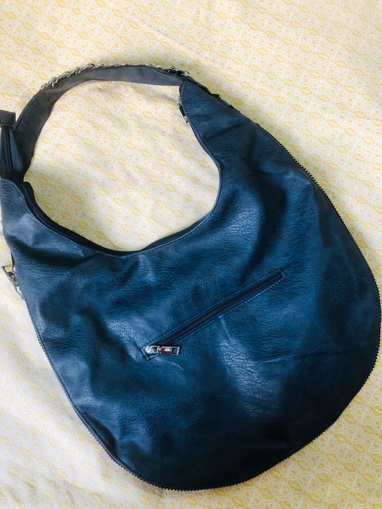 Stylish Leather Handbag