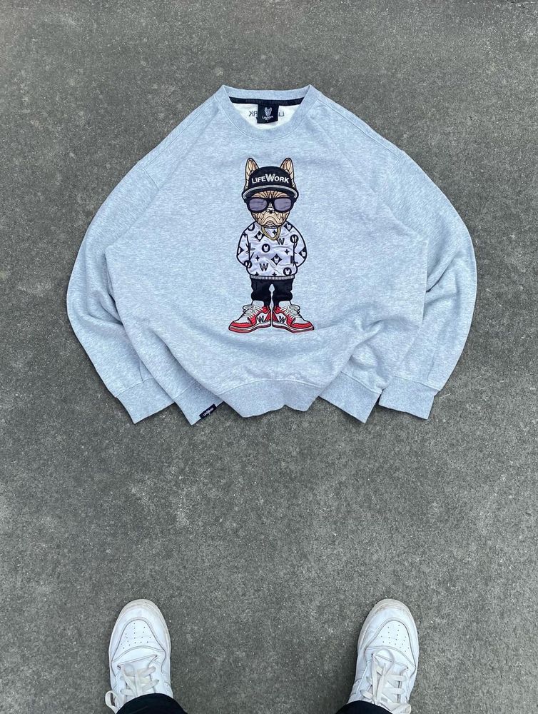 Cool Graphic Print Sweatshirt