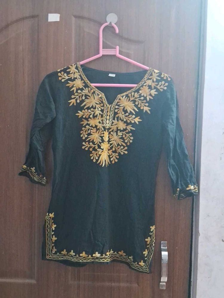 Short Kurti With Yellow Details