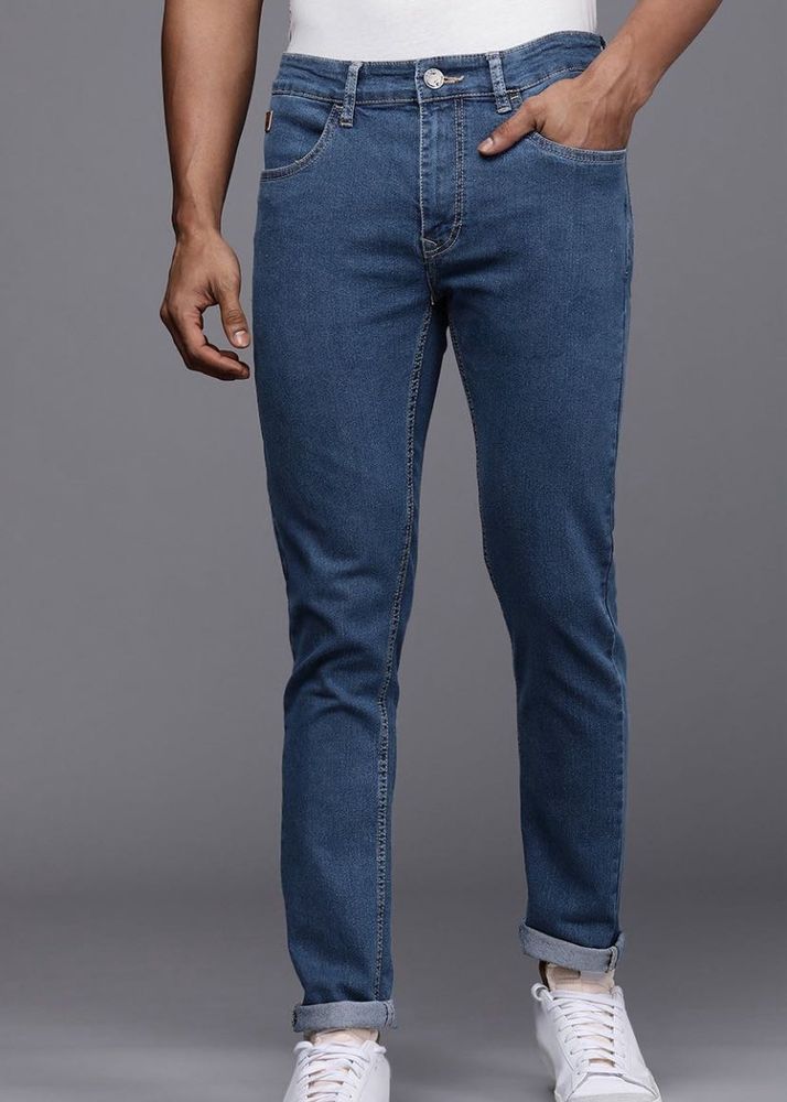 WROGN Men Denim Light Fade Stretchable CasualJeans