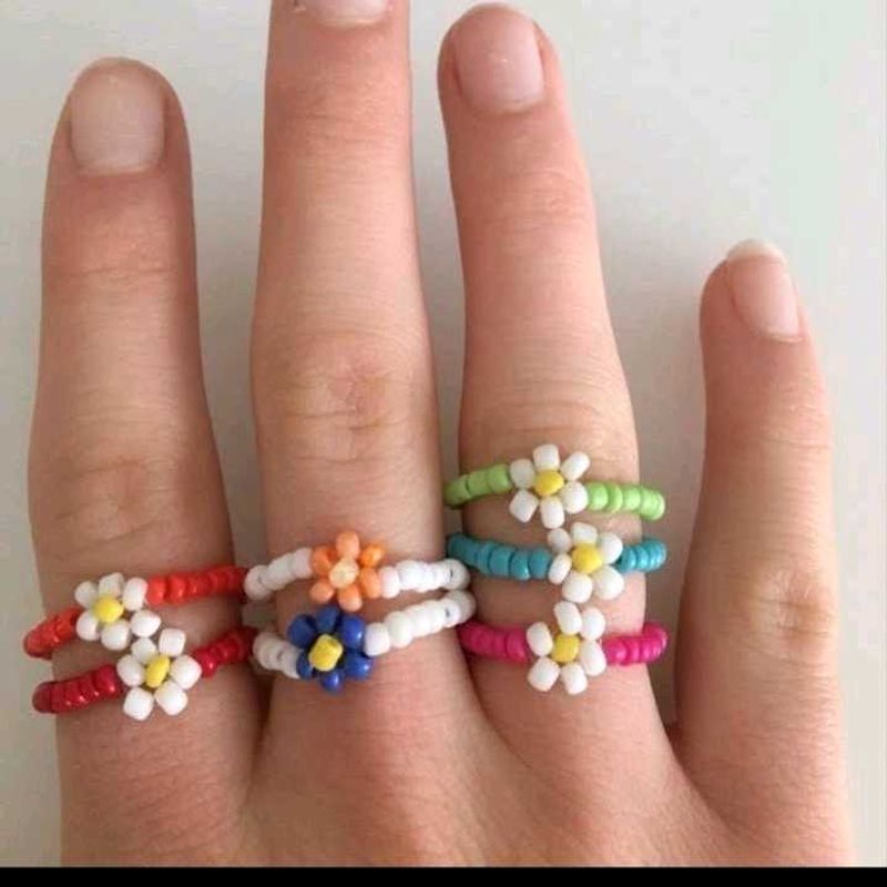Daisy Beaded Rings