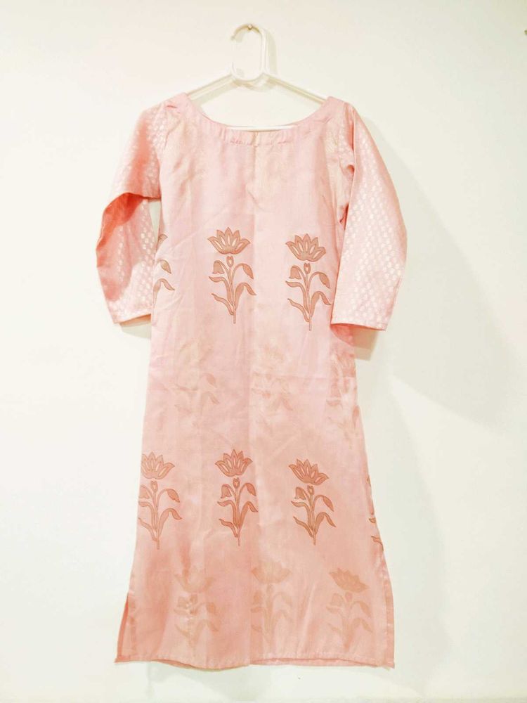 Brand New Pink Kurta Set With Gold Foil Print