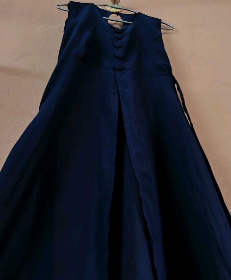 Stylish Blue Sleeveless Top