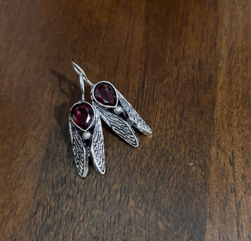 Red Stoned - Silver Earring