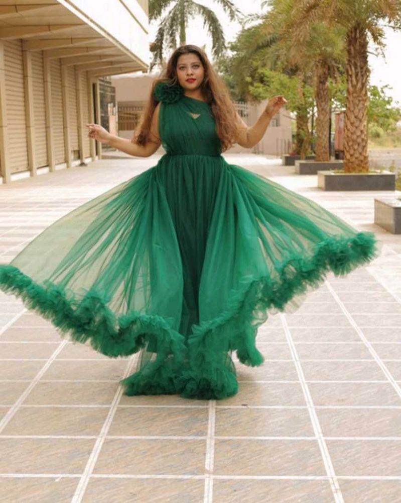 Elegant Emerald Green Maxi Dress
