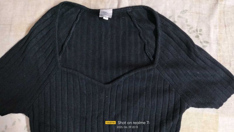 Zara Dupe Sweet Heart Neck Korean Top 🖤