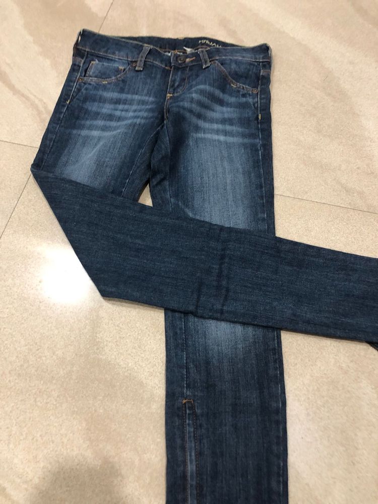 Low Waisted Jeans