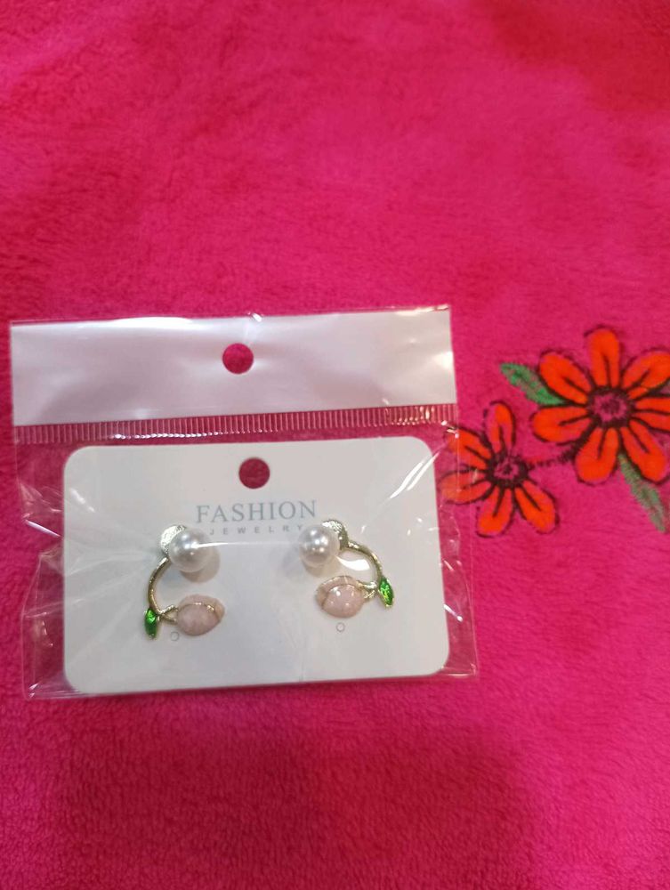 Beautiful Tulip Earring