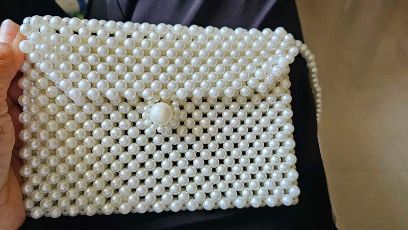 Pearl Sling