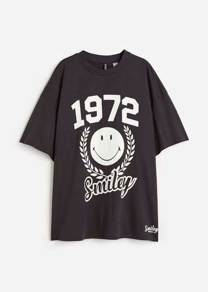 H&amp;M Oversized Printed T Shirt