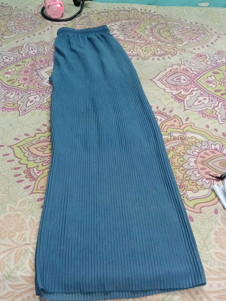 Unused 2 Women Wrinkle Crush Palazzo