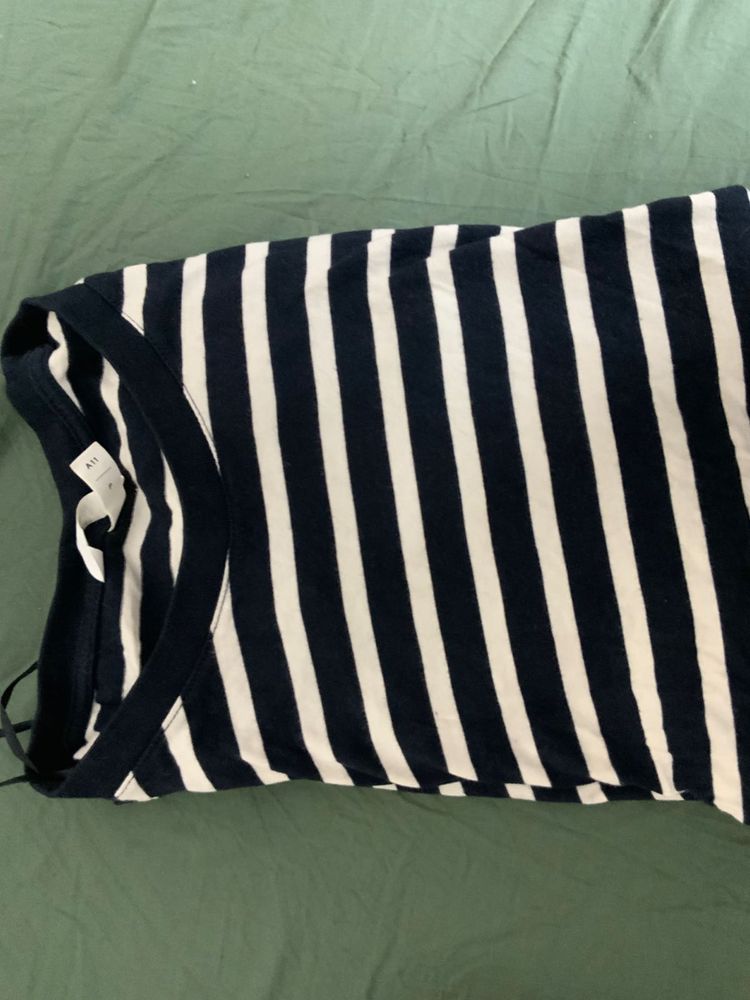 H&amp;M Blue Striped Tee
