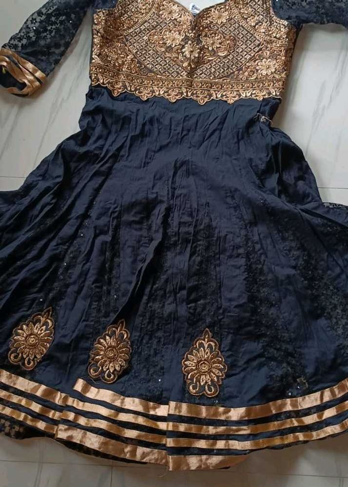 Elegant Black &amp; Gold Anarkali