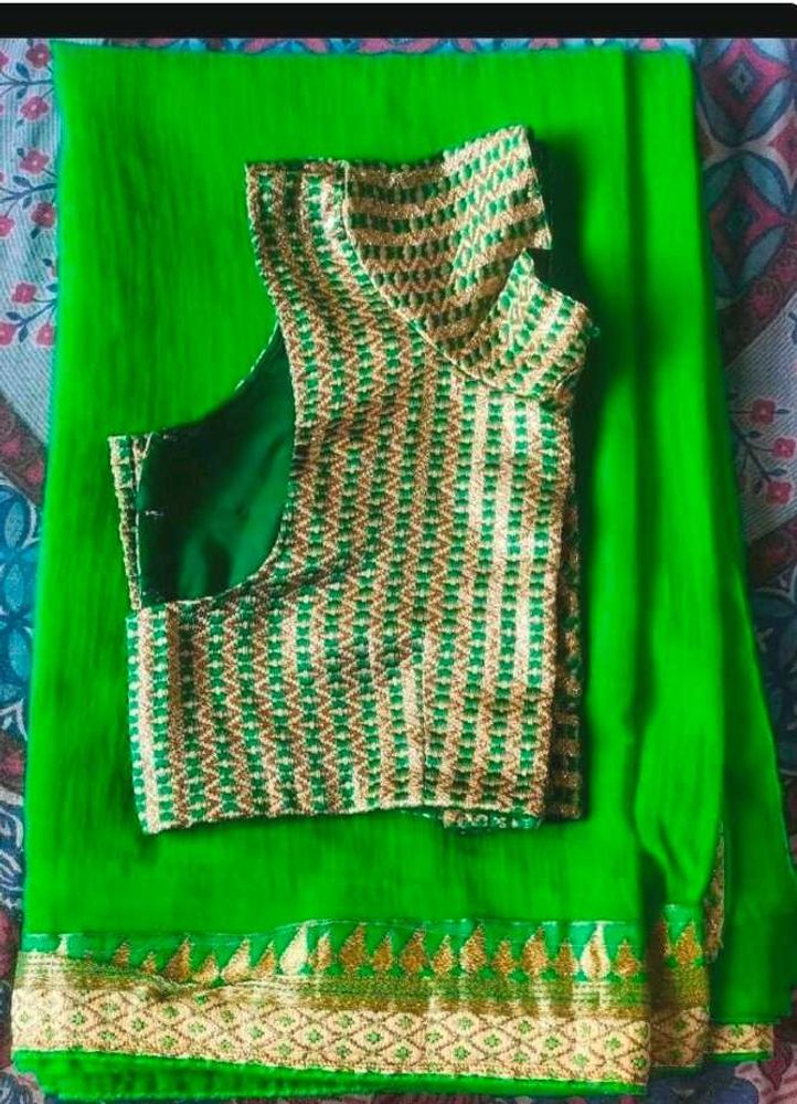 Beautiful Green Colour Saree With Stitched Blouse