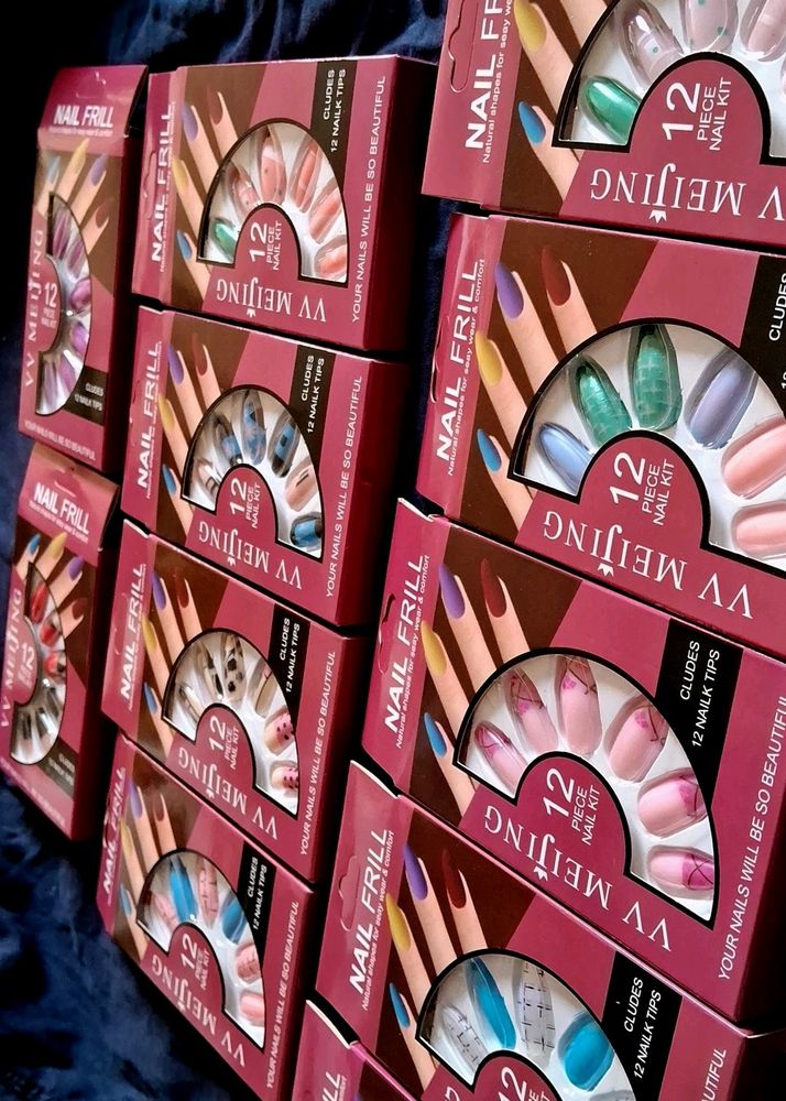 12 Fake Nails Set