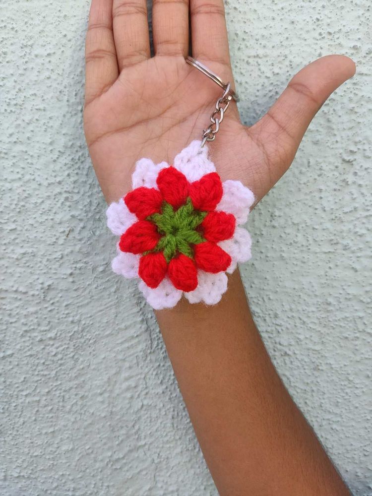 Crochet Flower Keychain 🌺🌻🌹🌷