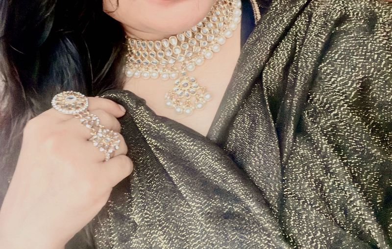 Stunning Kundan Necklace Set