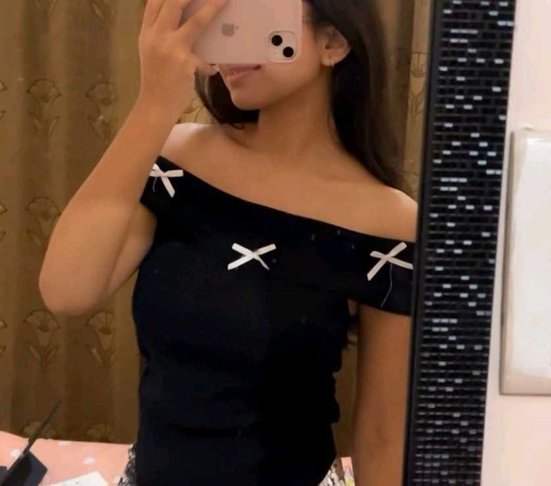 Savana Off-Shoulder Black Top with Bows