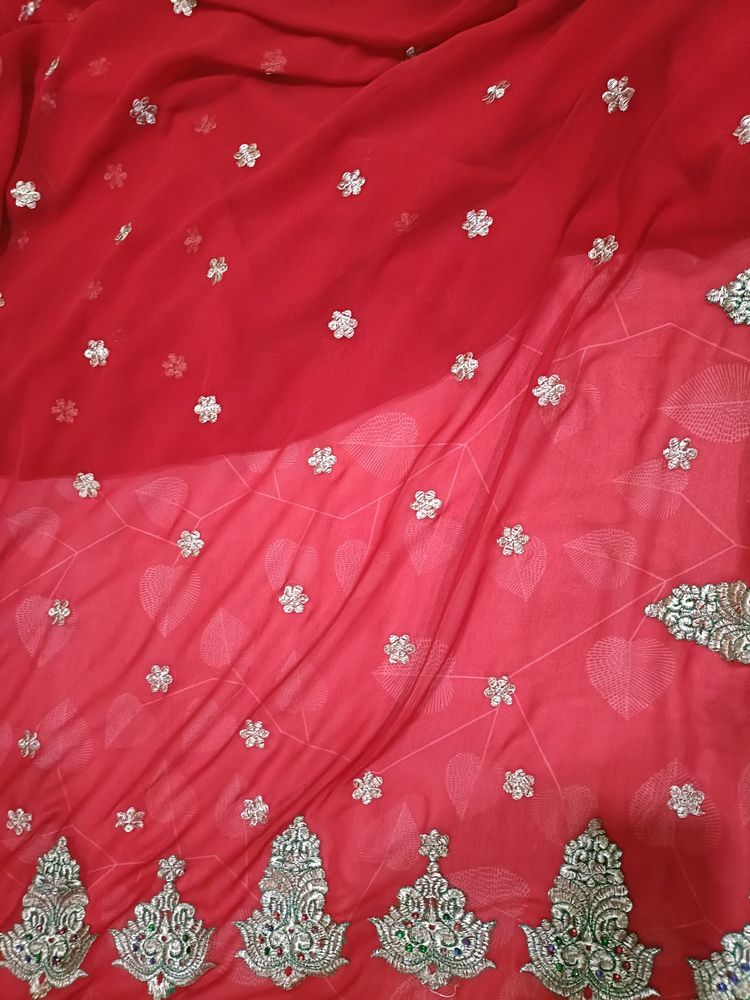 Saree Without Blouse