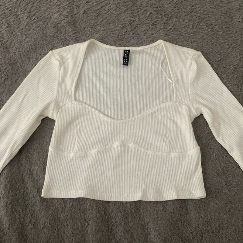 sweetheart neck top