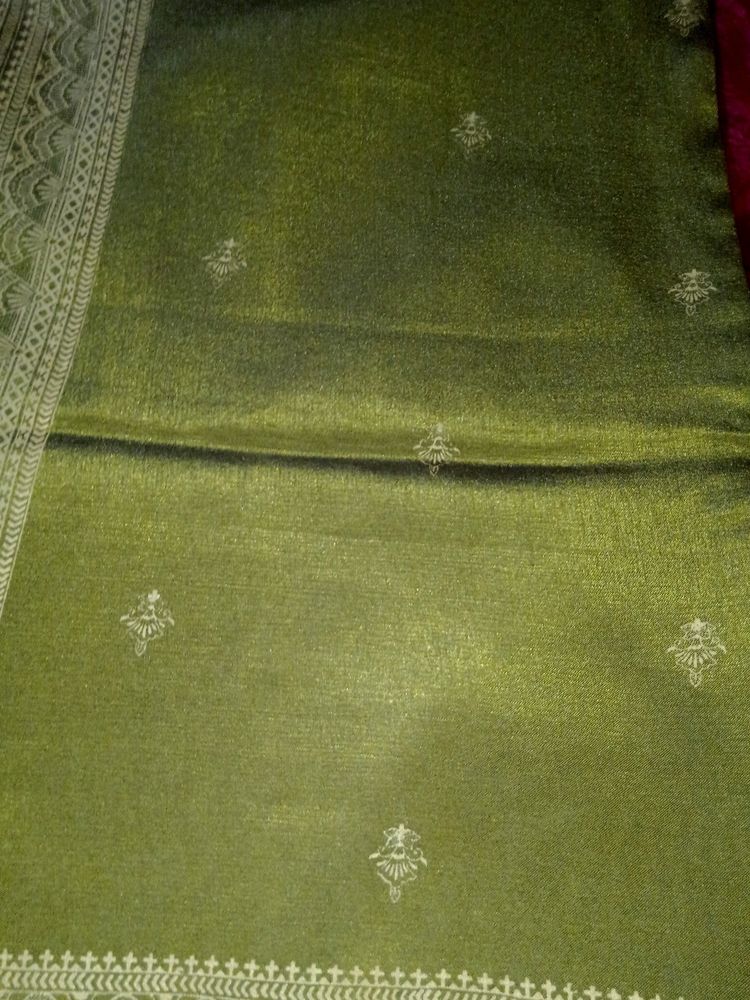 ETHNIC WEAR SAREE 🥻