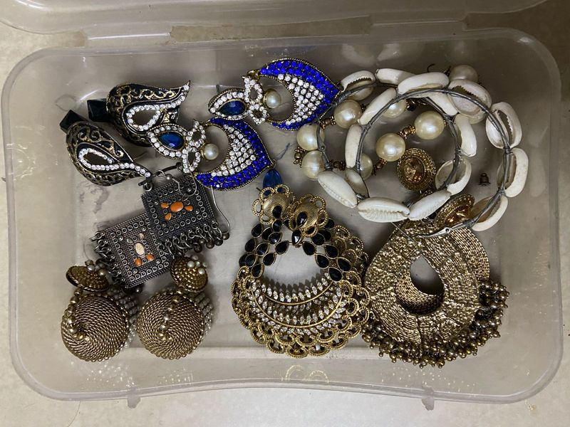 Assorted Earrings Set