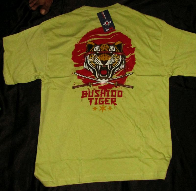 OVERSIZED PRINTED T-SHIRTS