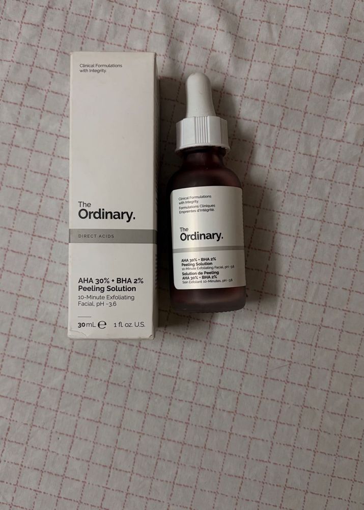 The Ordinary AHA 30% BHA 2% Peeling Solution