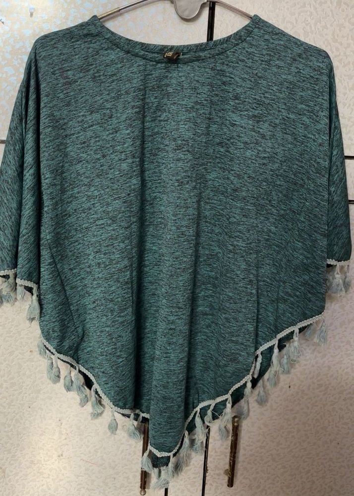 Stylish Green Tassel Poncho Top