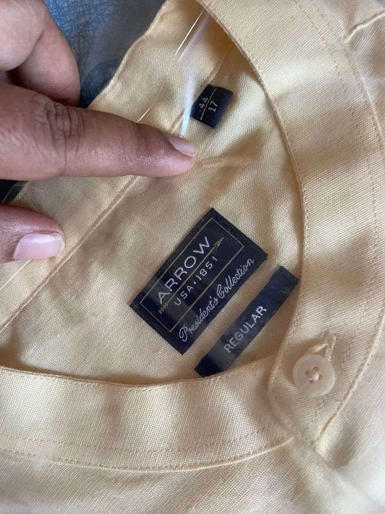 An Original New With Tag Arrow Formal Shirt