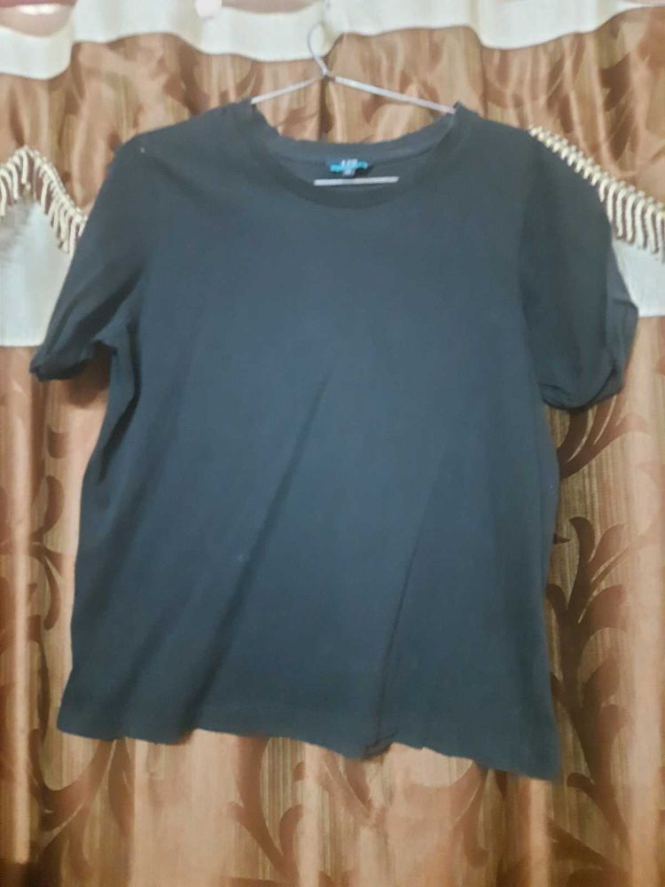 Basic Black T-Shirt