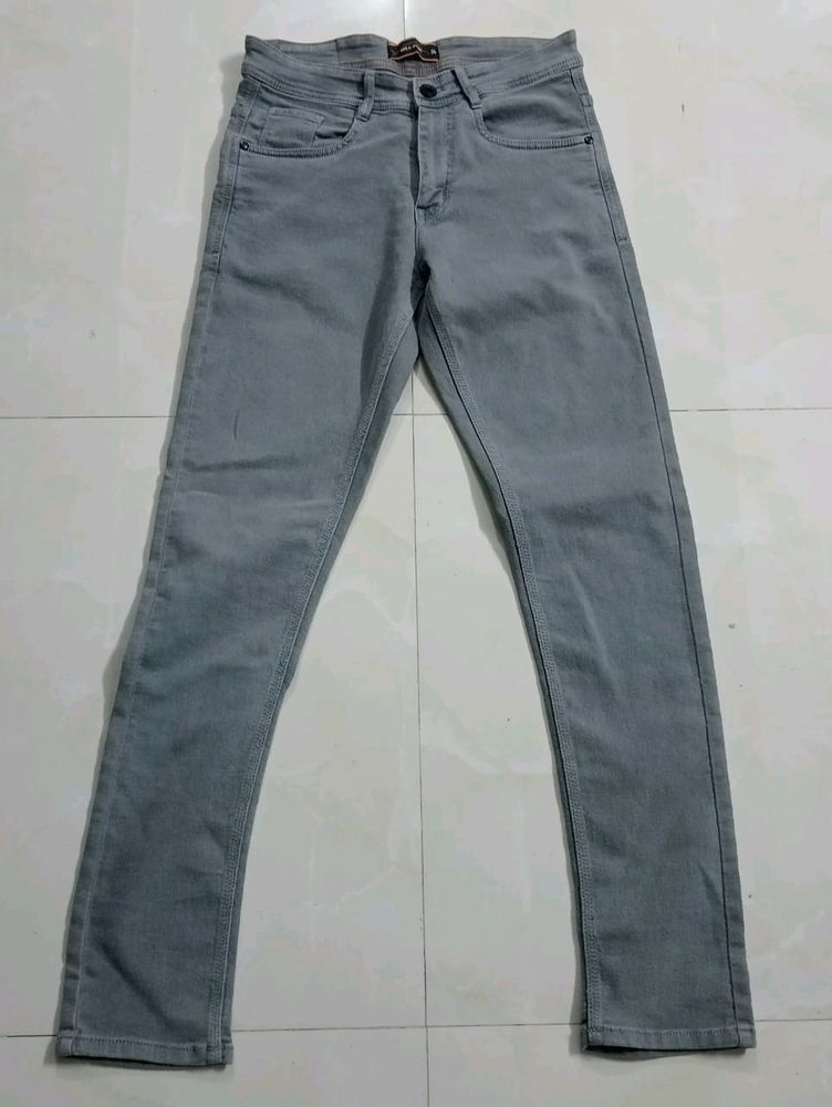LIGHT BLUE JEANS FOR BOTH MEN AND WOMEN