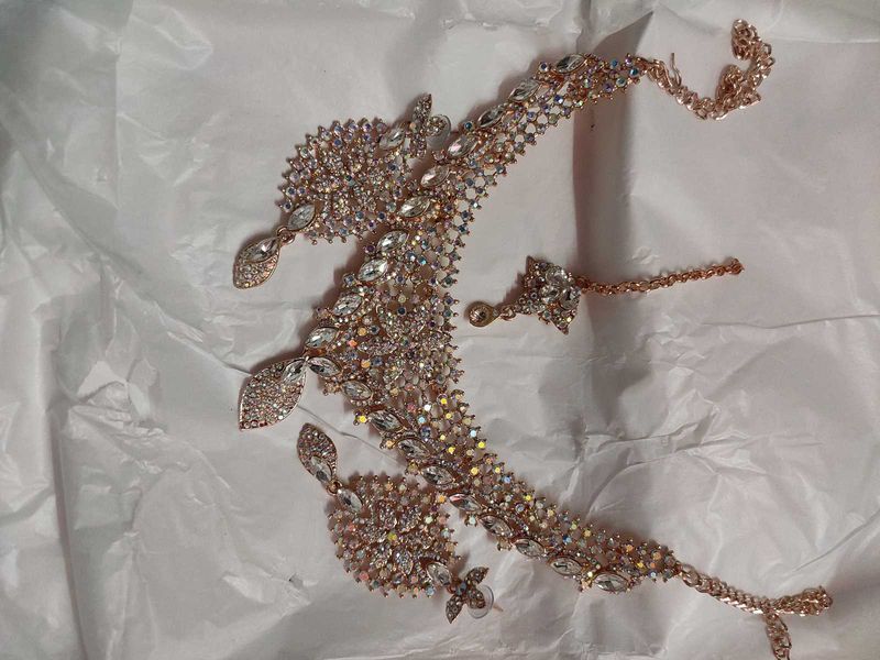 AD Necklace Set