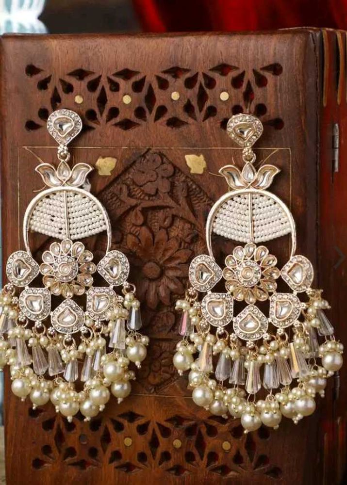 Veni Contemporary Drop Earrings