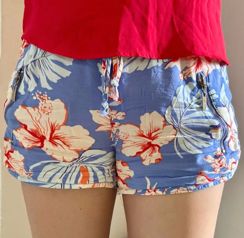 Floral Print Zipper Detail Shorts
