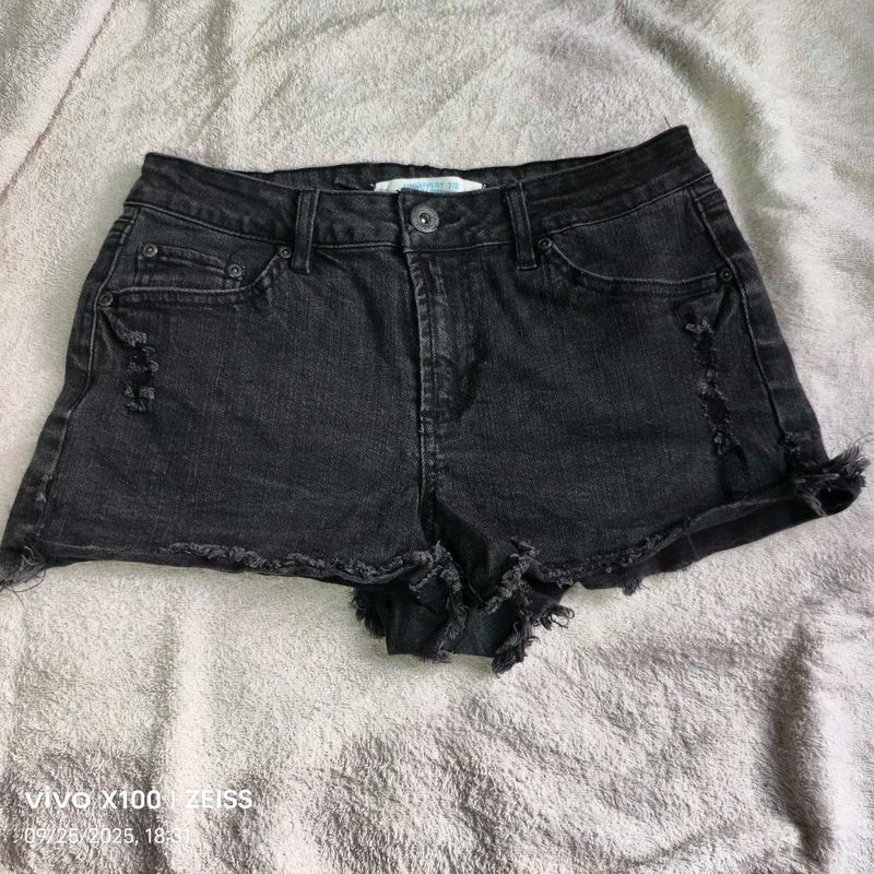 I.Distressed Black Denim Shorts